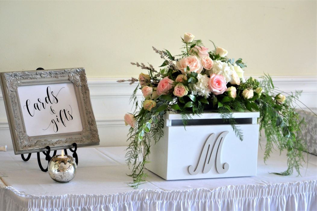 cards-and-gifts-table-at-wedding-reception